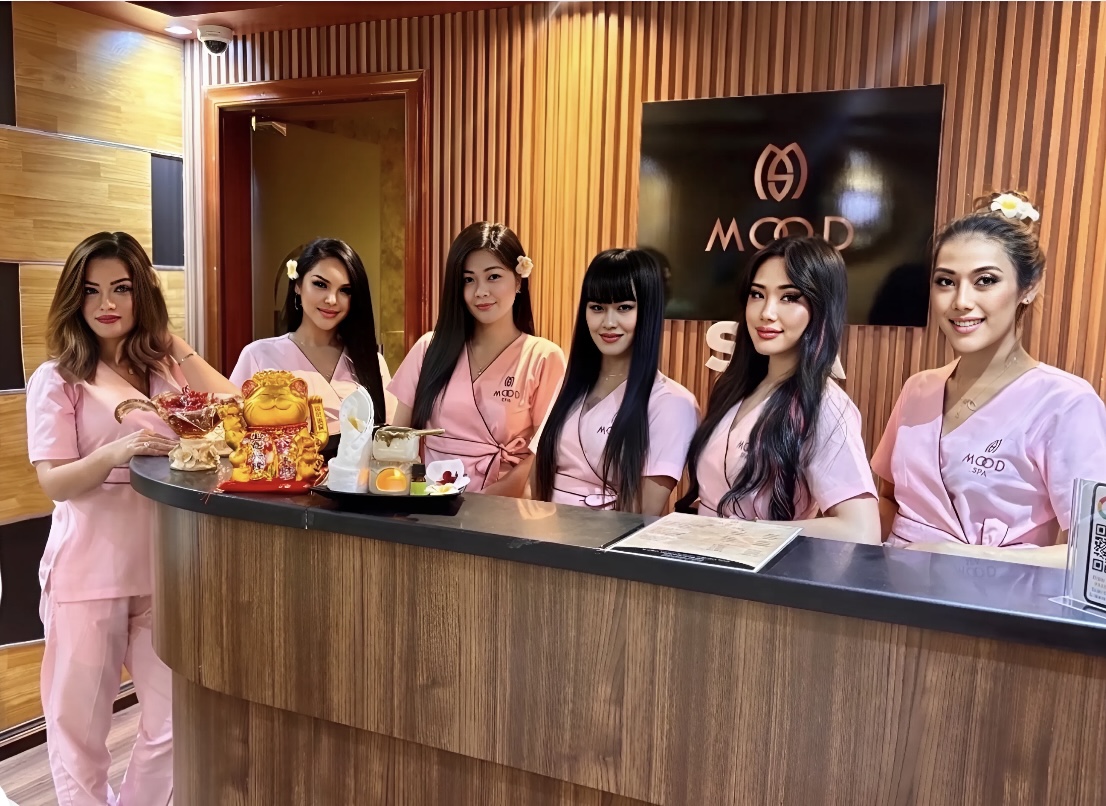 Spa Therapists From Thailand